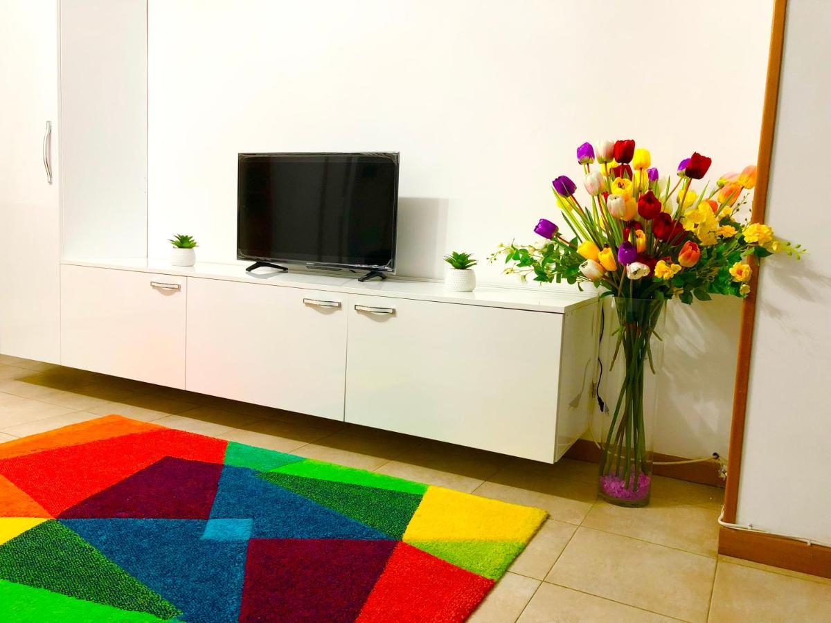 Urban Apartment - Slatina City Centre Екстер'єр фото